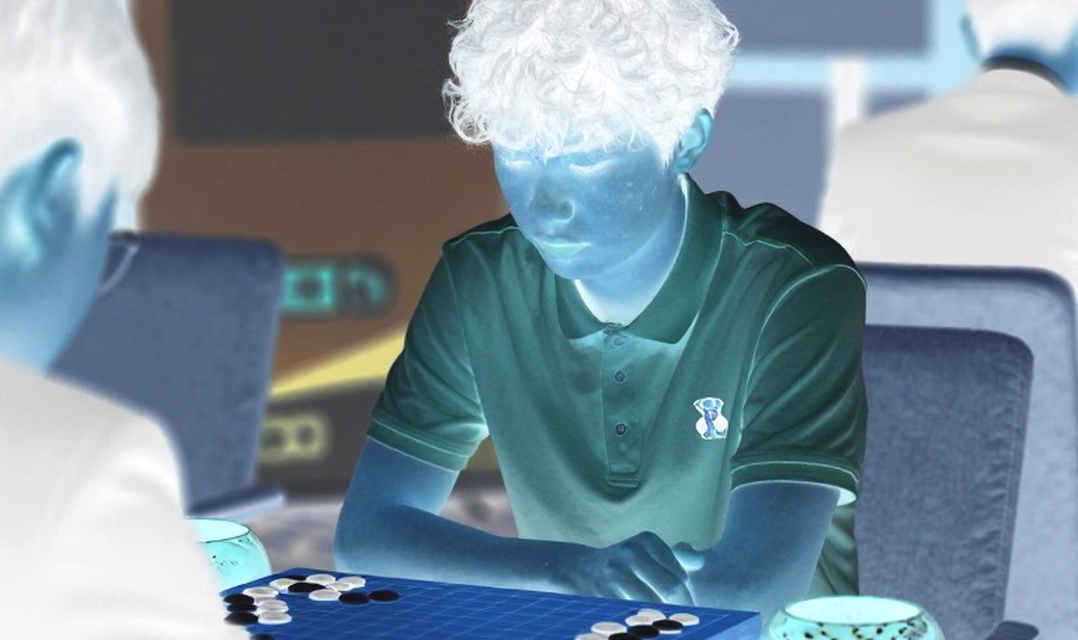 An Hour for the Najdorf: When Chess Memory Becomes an Update