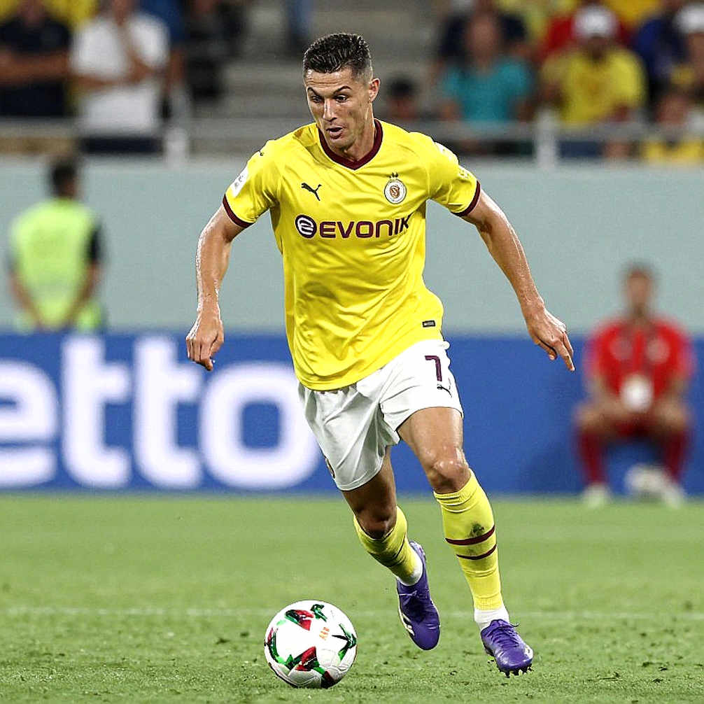 Derby Madrid: Vinícius, Diomande và tiếng ồn phát ra từ sóng phát thanh Derby Madrid: Vinícius, Diomande và tiếng ồn phát ra từ sóng phát thanh