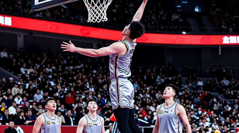 Bamba and Van Beck Shine: Tenerife Beat Gran Canaria 96-84 in Season Opener Derby Bamba and Van Beck Shine: Tenerife Beat Gran Canaria 96-84 in Season Opener Derby