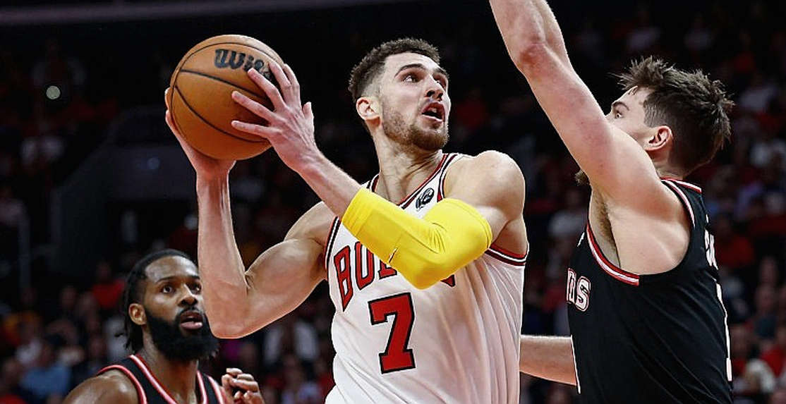 Quentin Peterson tỏa sáng, Pizza Bulls Bordo hạ Körfez Basket trong trận giao hữu