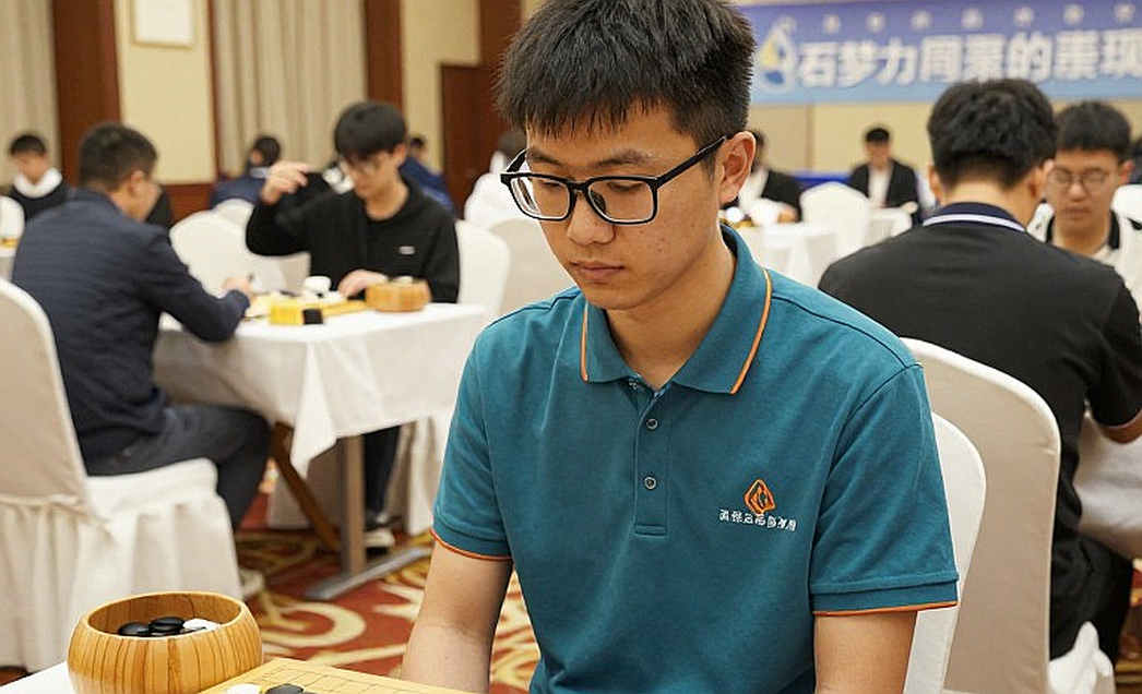 Tech Mahindra Global Chess League Mùa 4: Magnus Carlsen Trở Lại Với Giải Thưởng 1 Triệu Đô La Và Định Dạng Double Round-Robin Gây Áp Lực Lịch Trình Trước Chess Olympiad Tech Mahindra Global Chess League Mùa 4: Magnus Carlsen Trở Lại Với Giải Thưởng 1 Triệu Đô La Và Định Dạng Double Round-Robin Gây Áp Lực Lịch Trình Trước Chess Olympiad