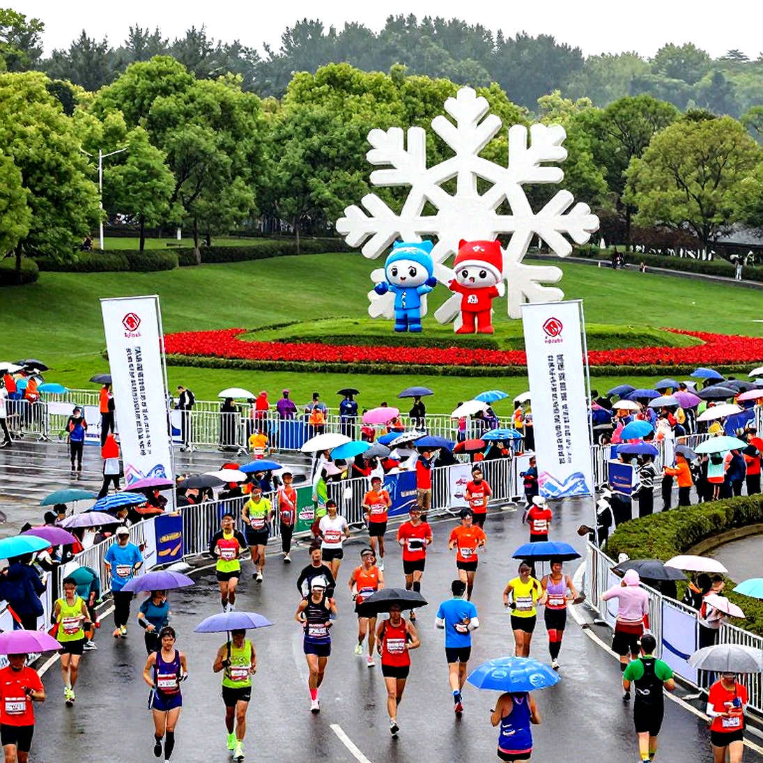 Hồng Lệ, Anh Khôi vô địch Marathon Hà Nội Techcombank mùa 5: Đằng sau hai kỷ lục đường chạy
