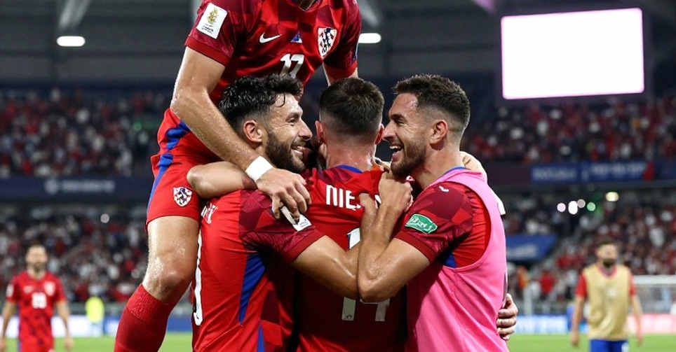 Vietnam U23 2-0 Philippines U23: Coach Dinh Hong Vinh and the 45 Minutes Buried Under the Headline Vietnam U23 2-0 Philippines U23: Coach Dinh Hong Vinh and the 45 Minutes Buried Under the Headline